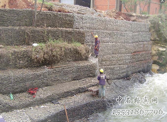 防洪鉛絲石籠.jpg
